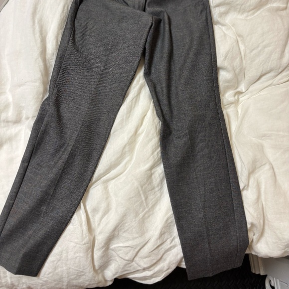 Express - Grey Publicist Ankle Mid Rise Pants, Size 00R - Picture 2 of 2